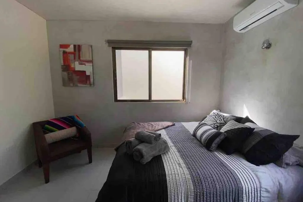 Departamento En “Casa Livia”, Piscina Y Jardin.